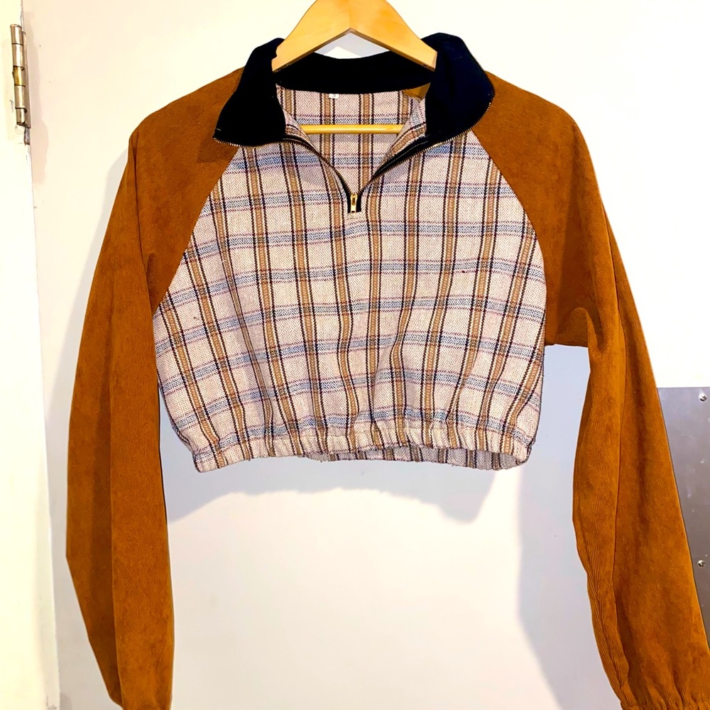 Sweater crop top flannel pattern